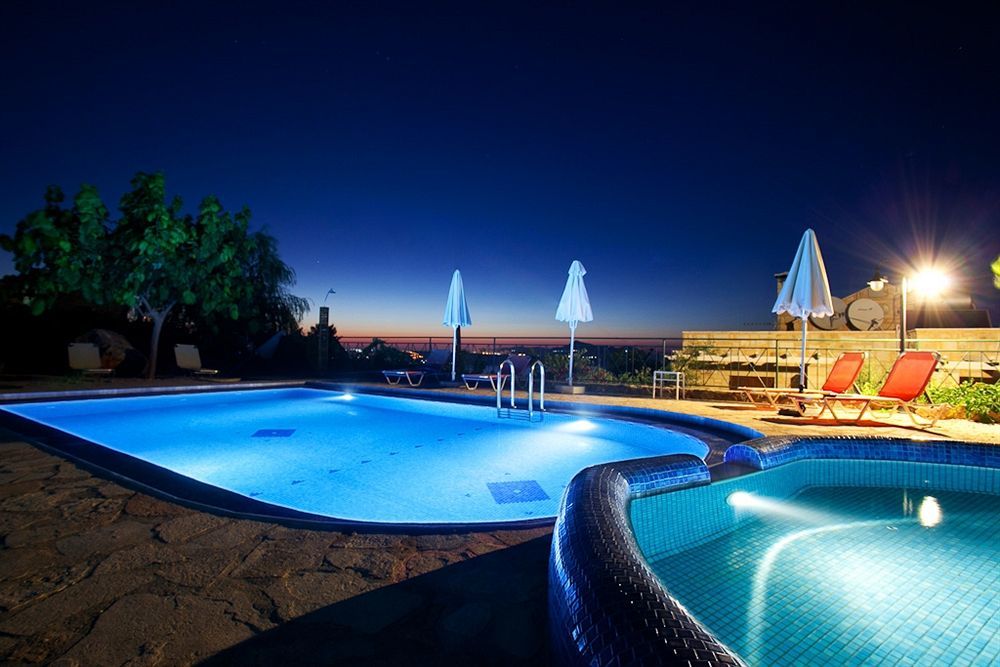 Villa Apollo - Saint George'S Retreat Village Kokkino Chorio 外观 照片